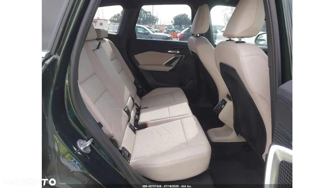 BMW X1 xDrive23i M Sportpaket - 11