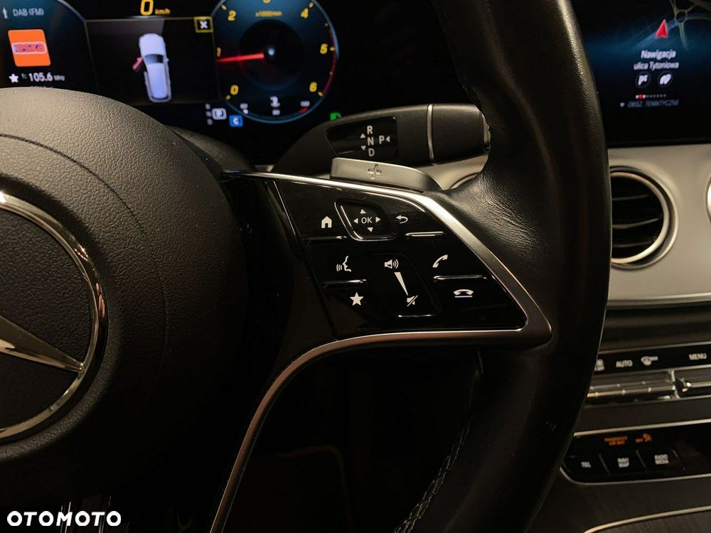 Mercedes-Benz Klasa E - 22