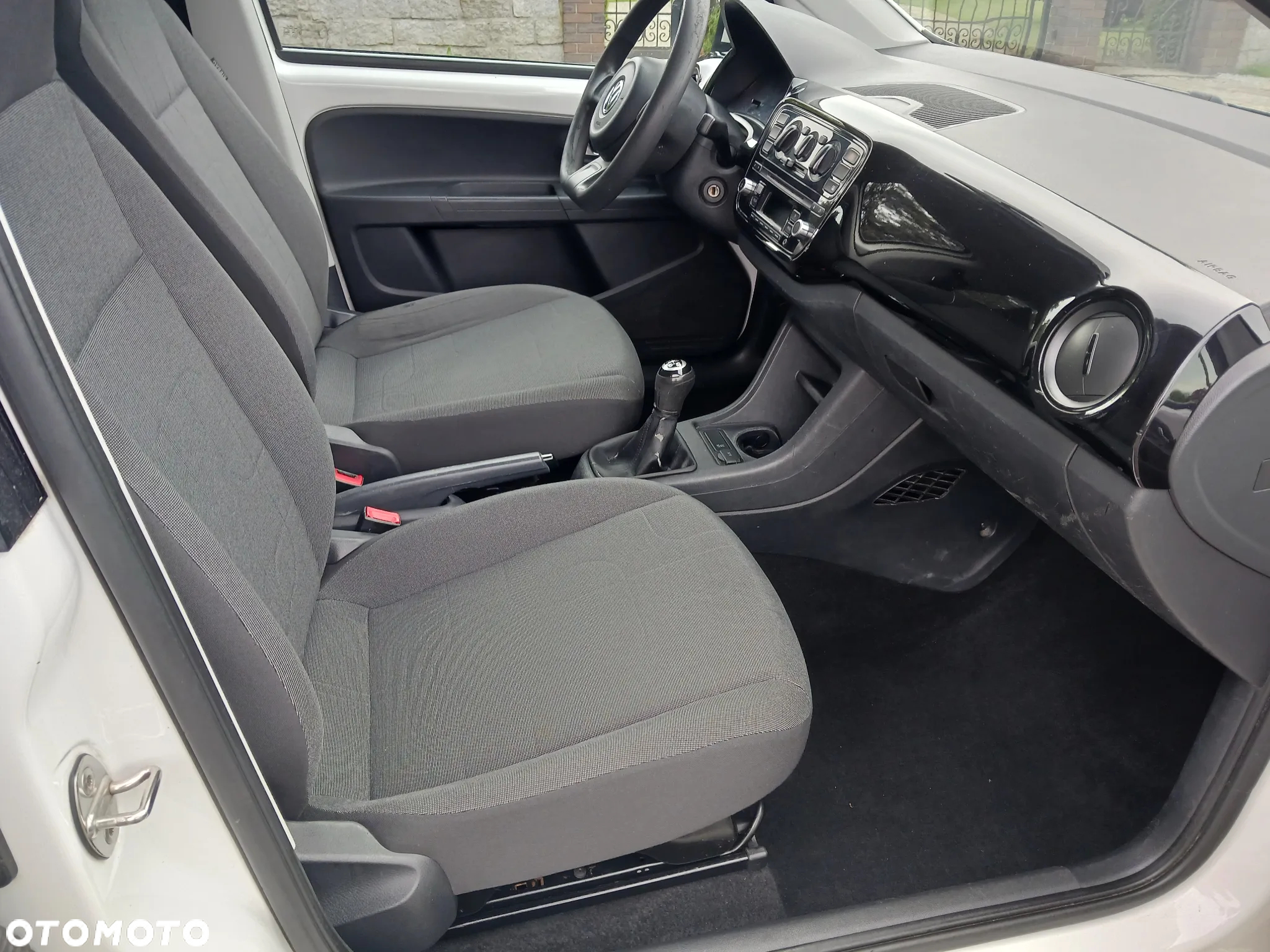 Volkswagen up! 1.0 move - 7