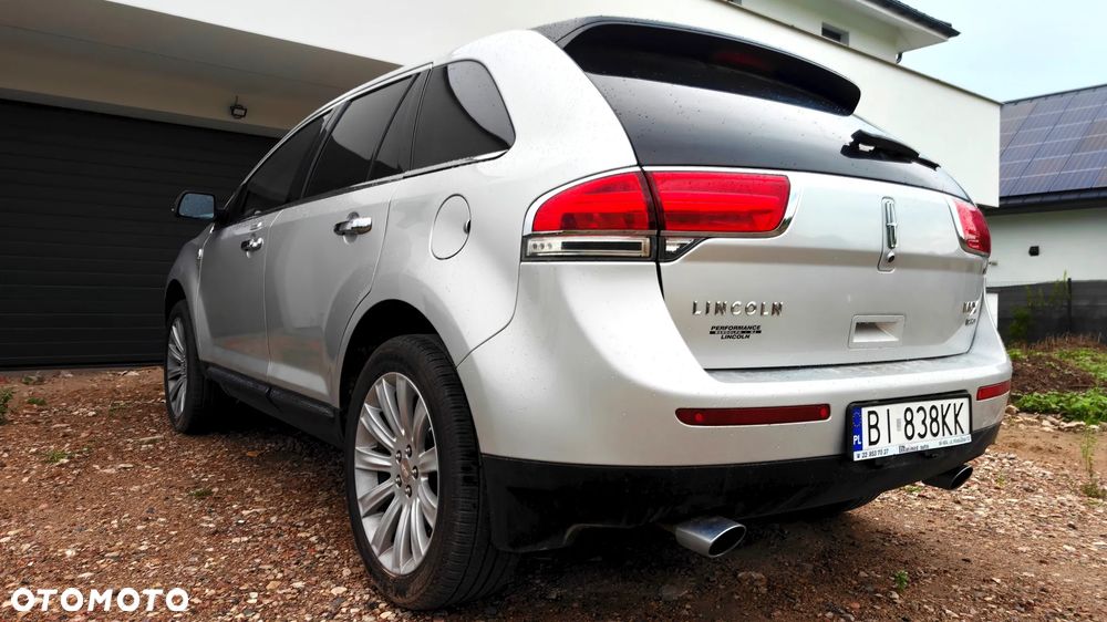 Lincoln MKX - 6