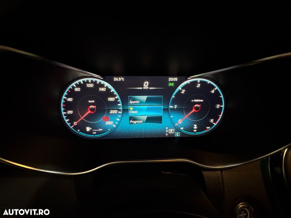 Mercedes-Benz GLC 300 d 4MATIC - 24