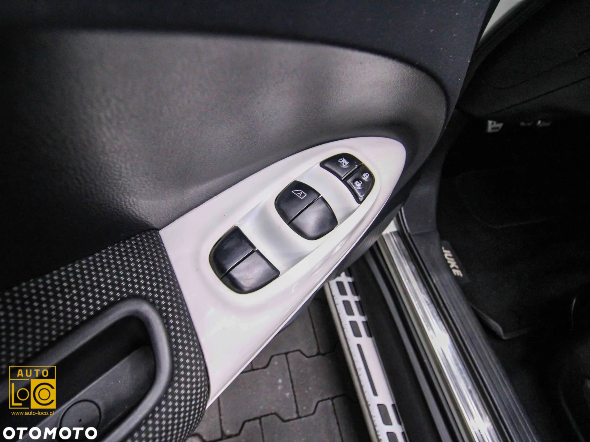 Nissan Juke 1.6 DIG-T Tekna - 27