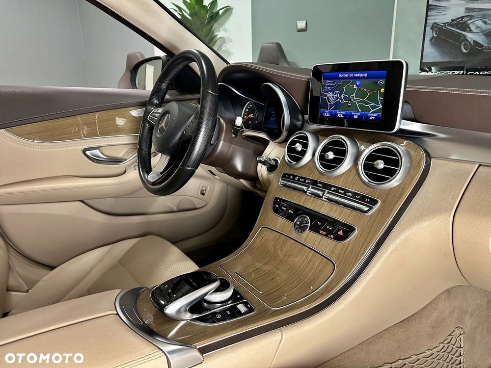Mercedes-Benz Klasa C 200 7G-TRONIC Avantgarde - 29