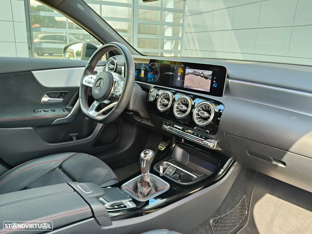 Mercedes-Benz A 160 AMG Line - 9