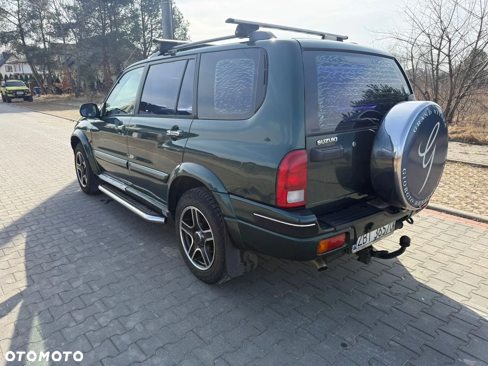 Suzuki Grand Vitara 2.7 V6 - 8