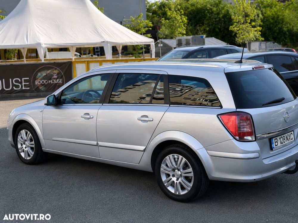 Opel Astra - 4