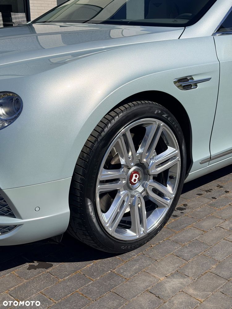 Bentley Continental GT V8 Convertible - 9