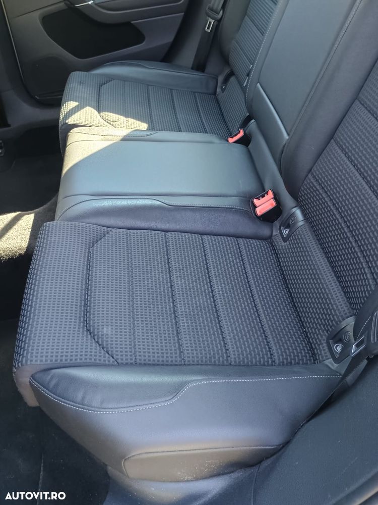 Volkswagen Golf 2.0 TDI Highline - 11