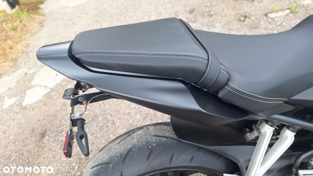 Honda CBR - 19