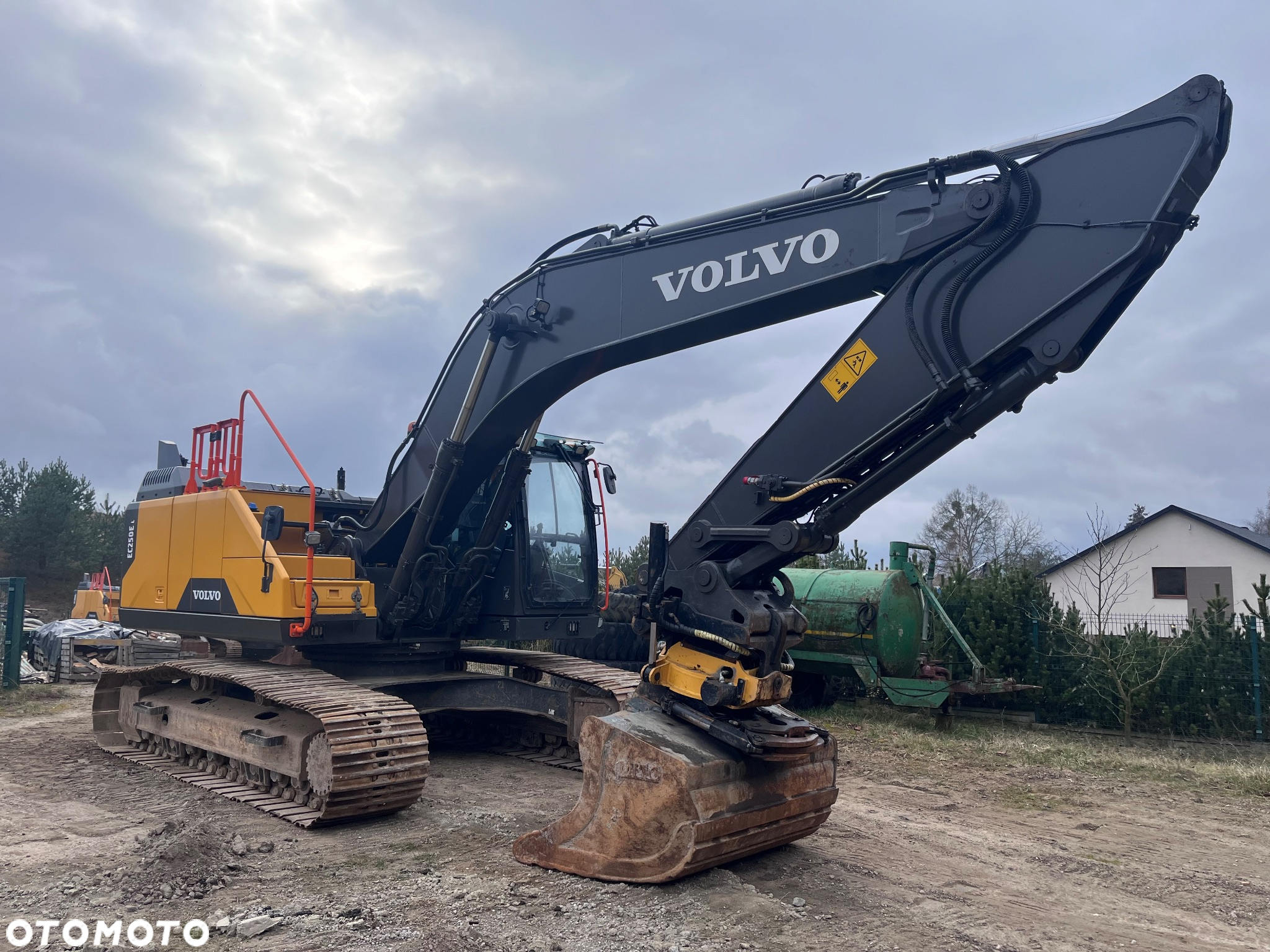Volvo EC250EL - 7