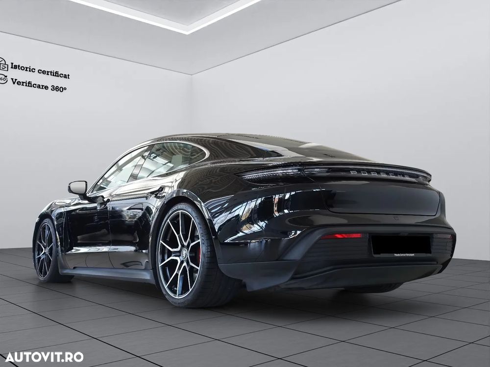 Porsche Taycan 4S - 7