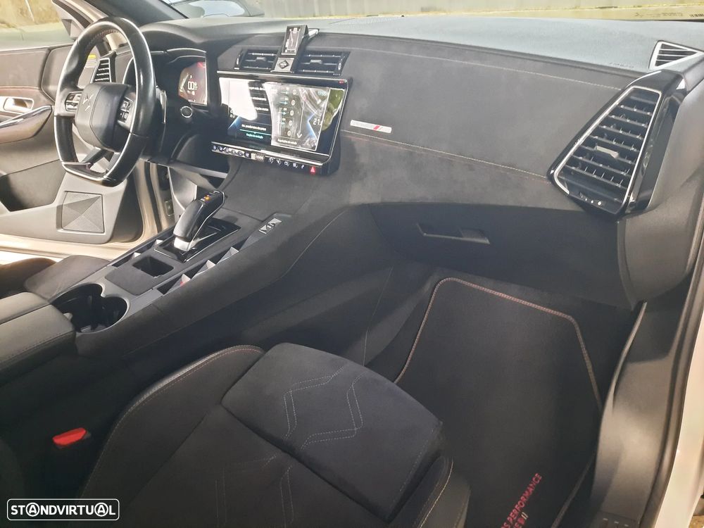 DS DS7 Crossback E-Tense Performance Line EAT8 - 26