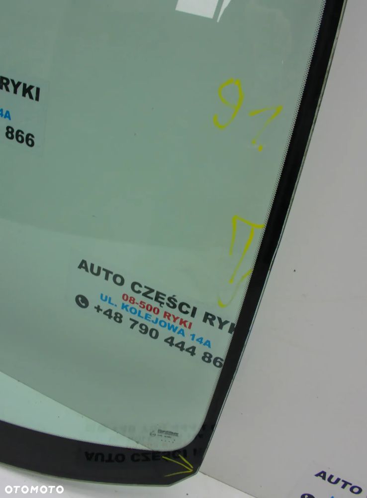 Toyota Avensis Verso Szyba Przednia Czołowa - 3