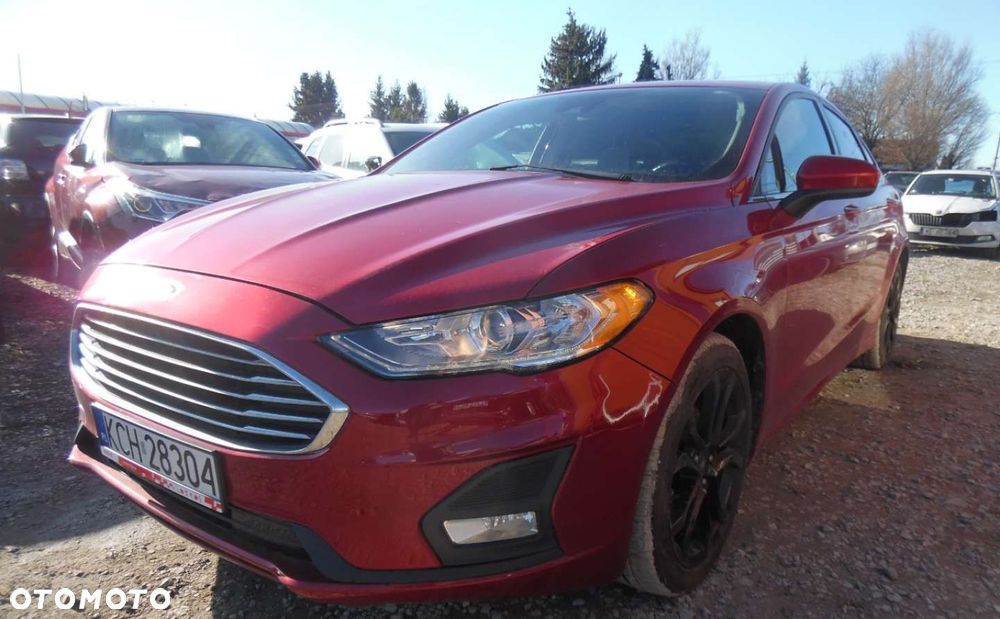 Ford Fusion - 2