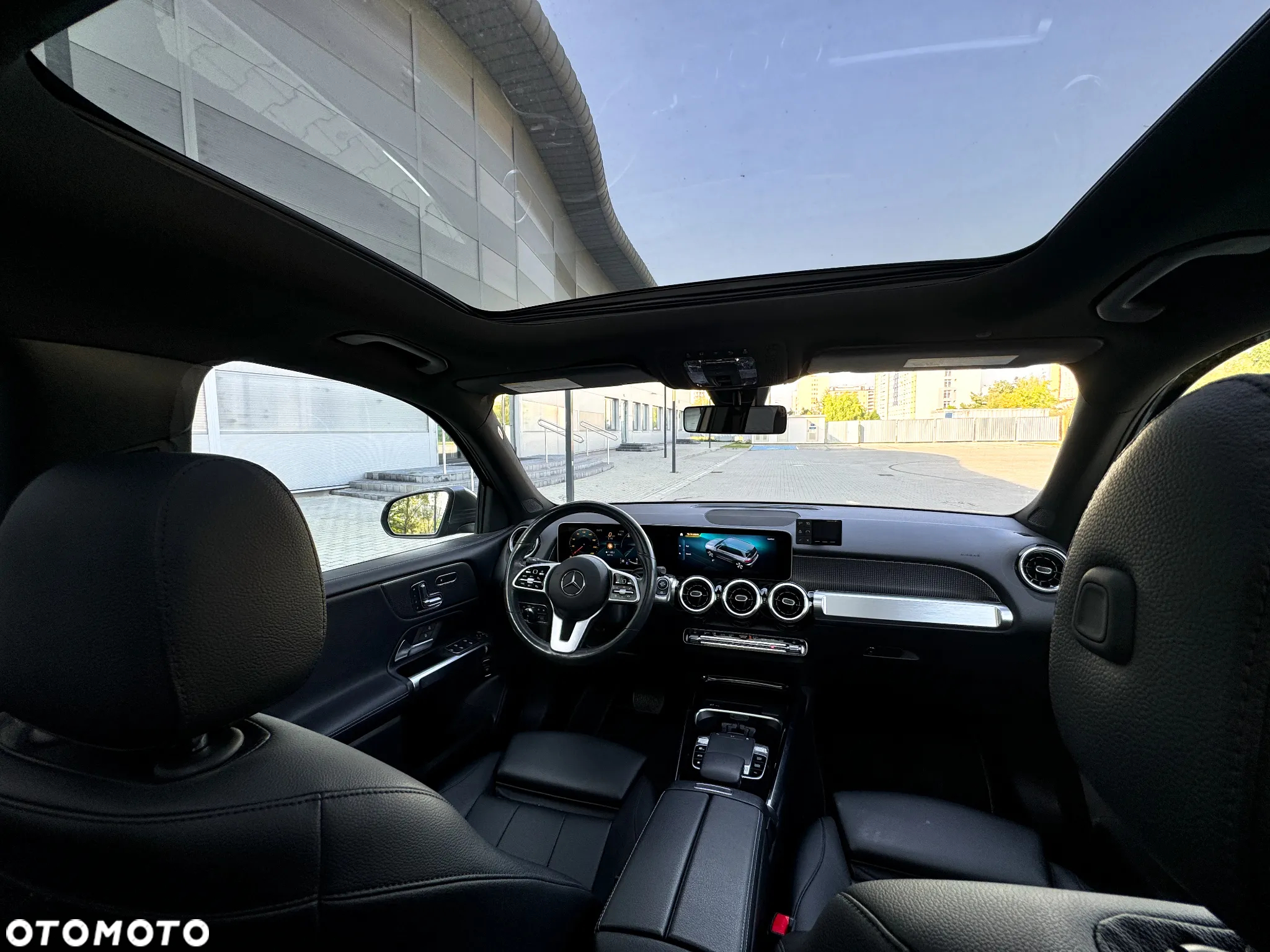 Mercedes-Benz GLB 250 4-Matic 8G-DCT - 10