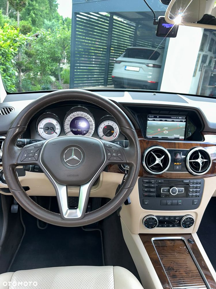 Mercedes-Benz GLK 350 4Matic (BlueEFFICIENCY) 7G-TRONIC - 10