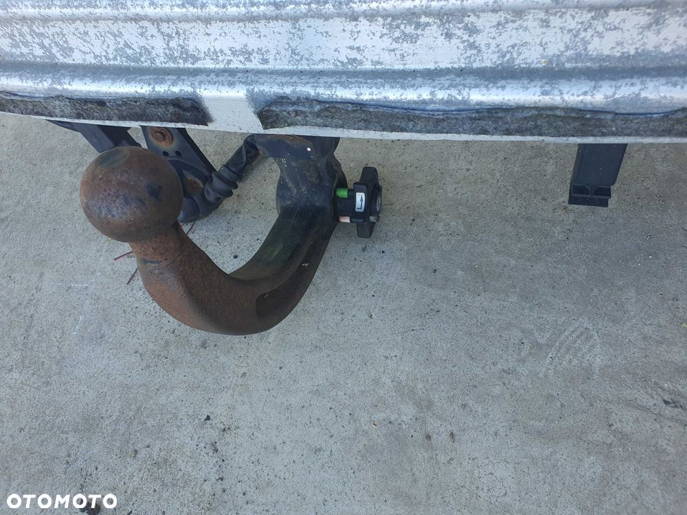 Audi A4 B7 hak holowniczy WESTFALIA 305 302 20-2 - 2