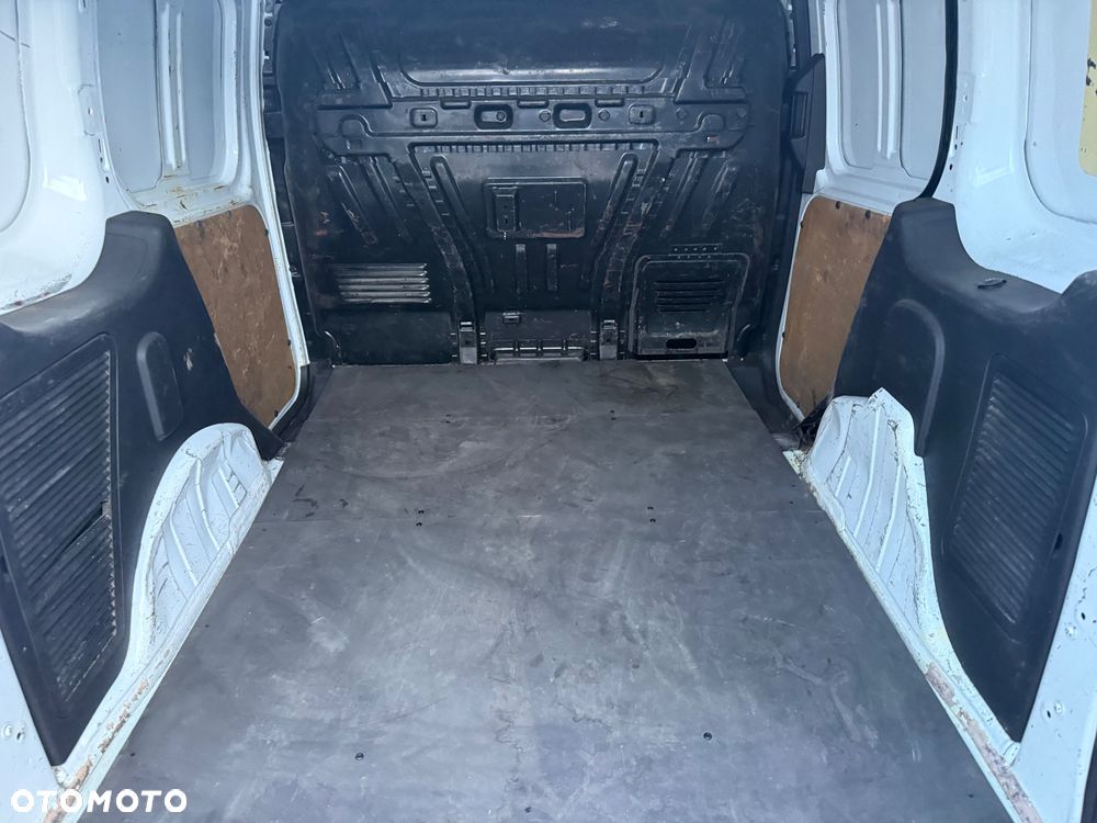 Ford Transit Connect - 8