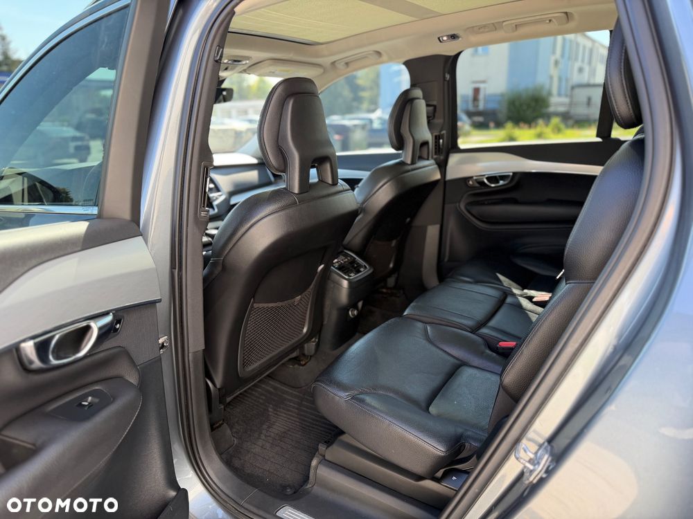 Volvo XC 90 - 10