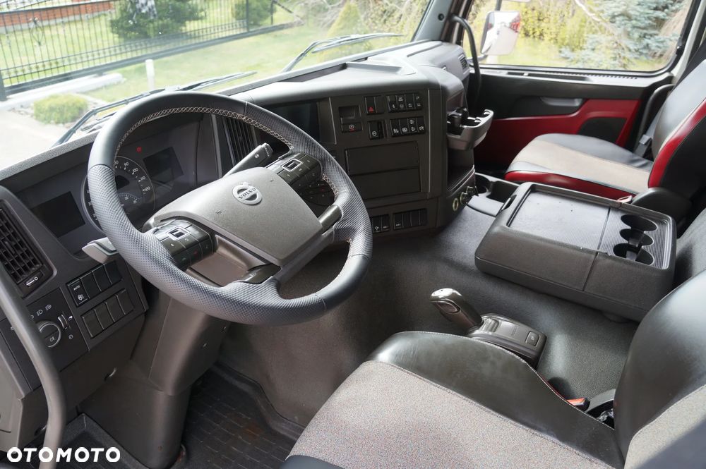 Volvo FMX FM 6X2 EURO 6 RAMA DO ZABUDOWY OŚ SKRĘTNA PODNOSZONA SCANIA - 14