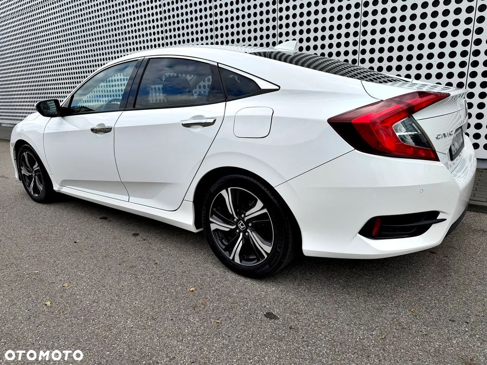 Honda Civic 1.5 i-VTEC Turbo CVT Executive - 7