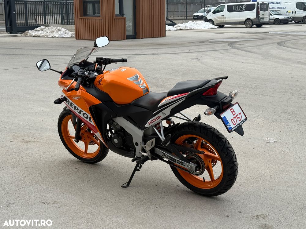 Honda CBR 125R - 7