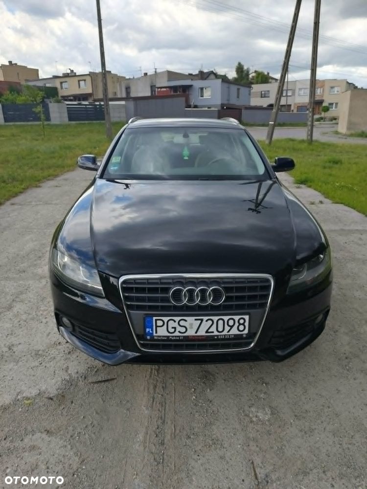 Audi A4 Avant - 10