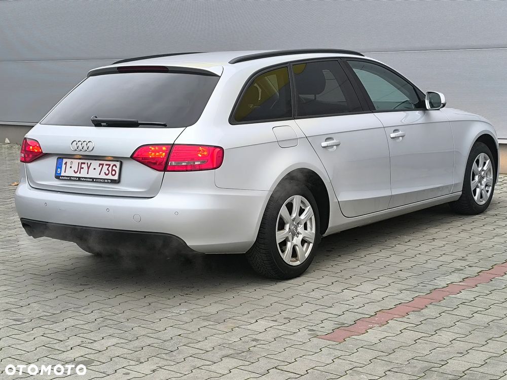 Audi A4 Avant - 9