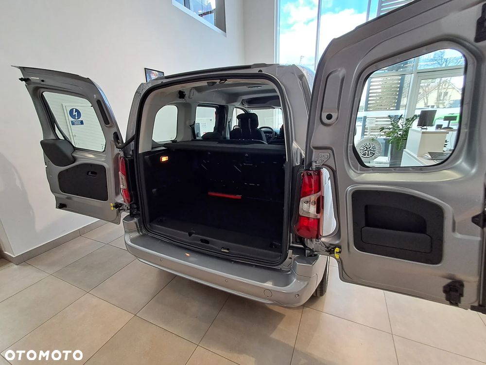 Toyota Proace City - 23