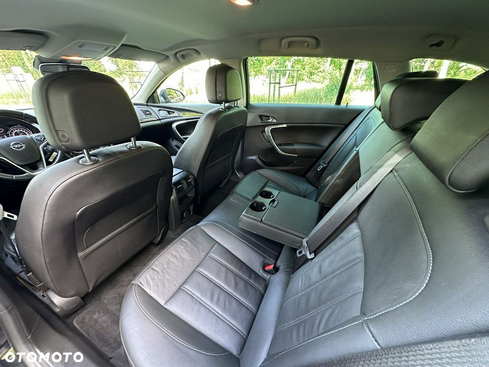 Opel Insignia - 22