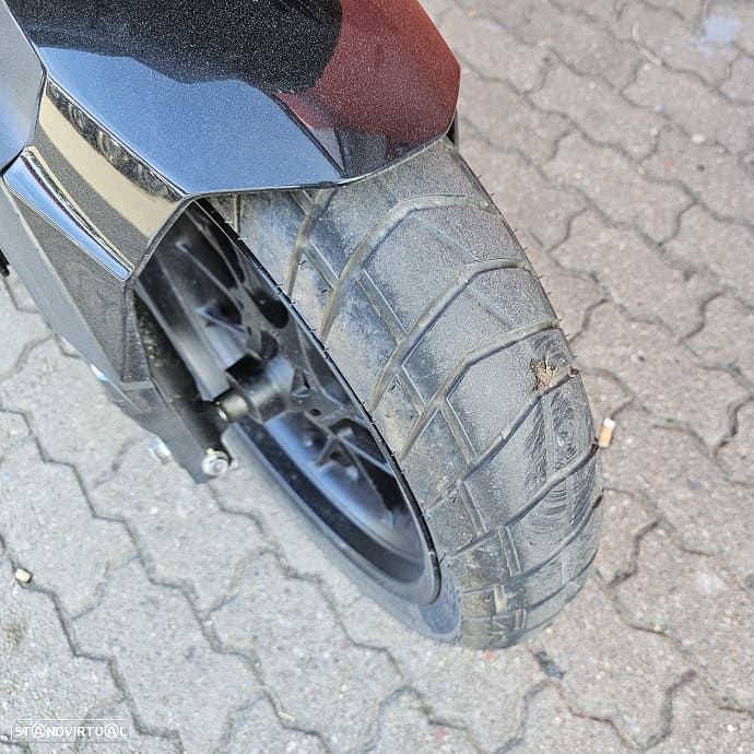 Honda ADV 350 - 7