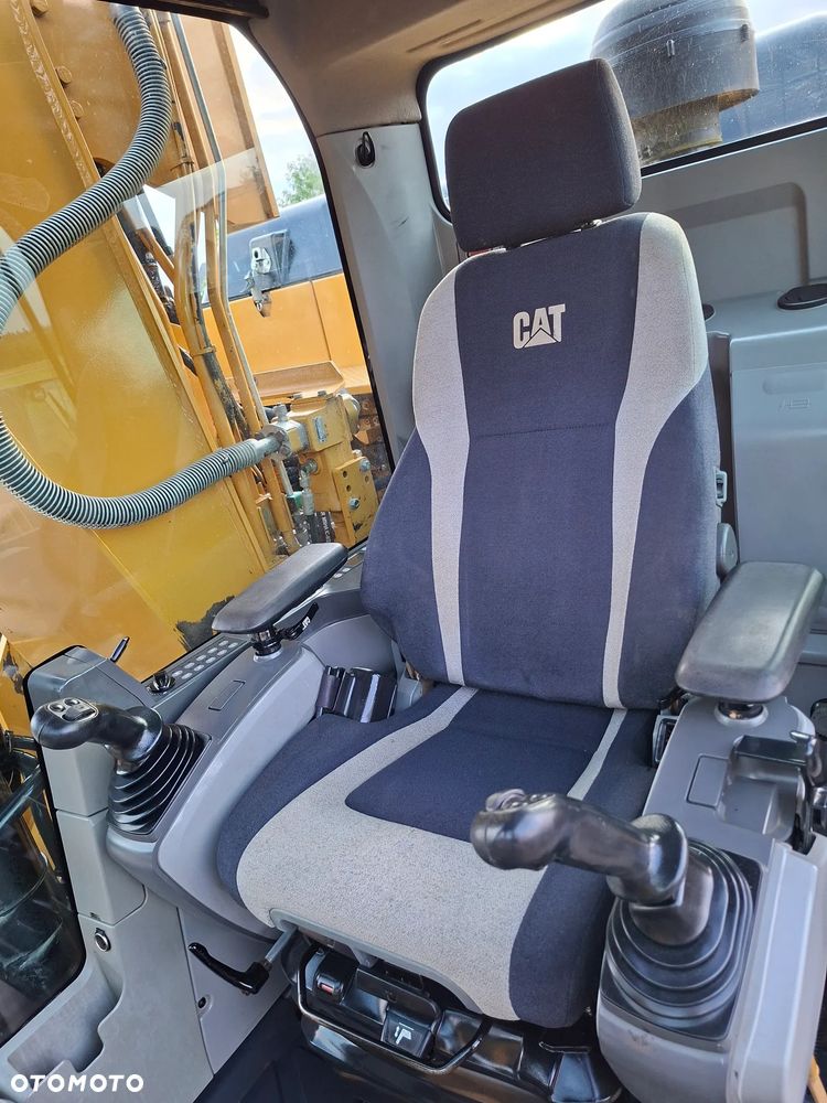Caterpillar CAT 320 EL - 37