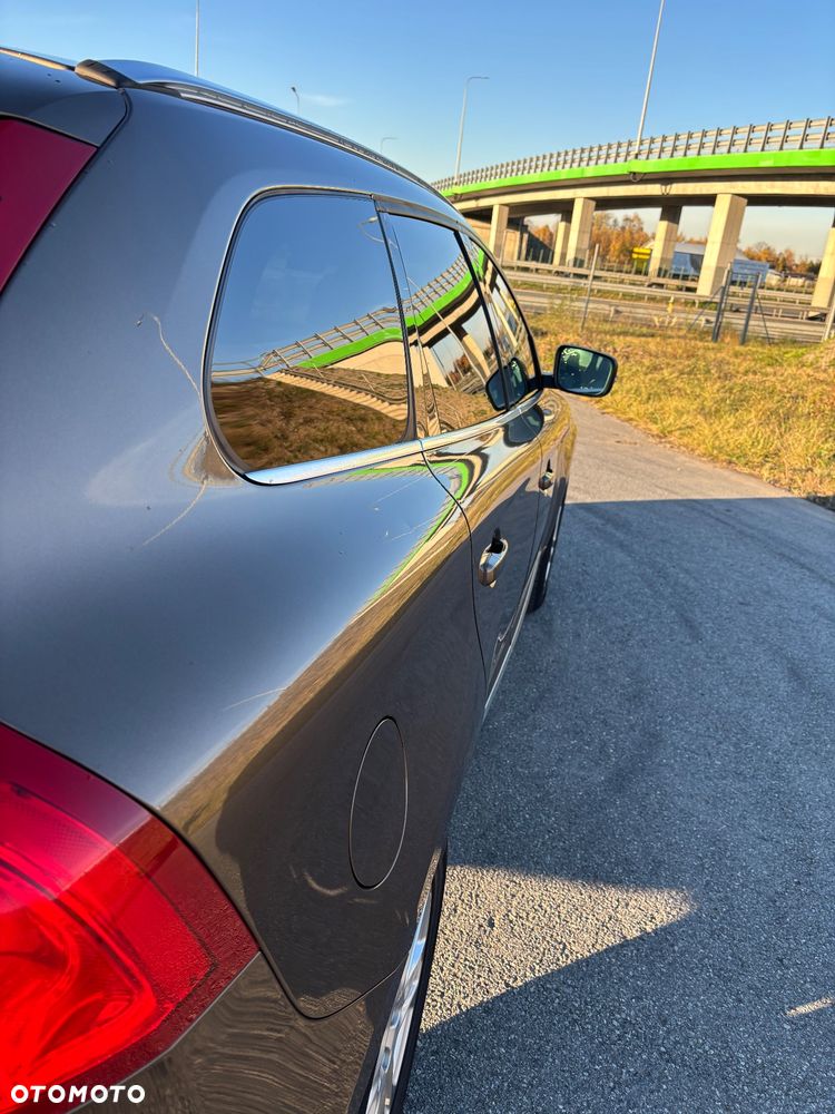 Volvo XC 60 D4 AWD Summum - 5