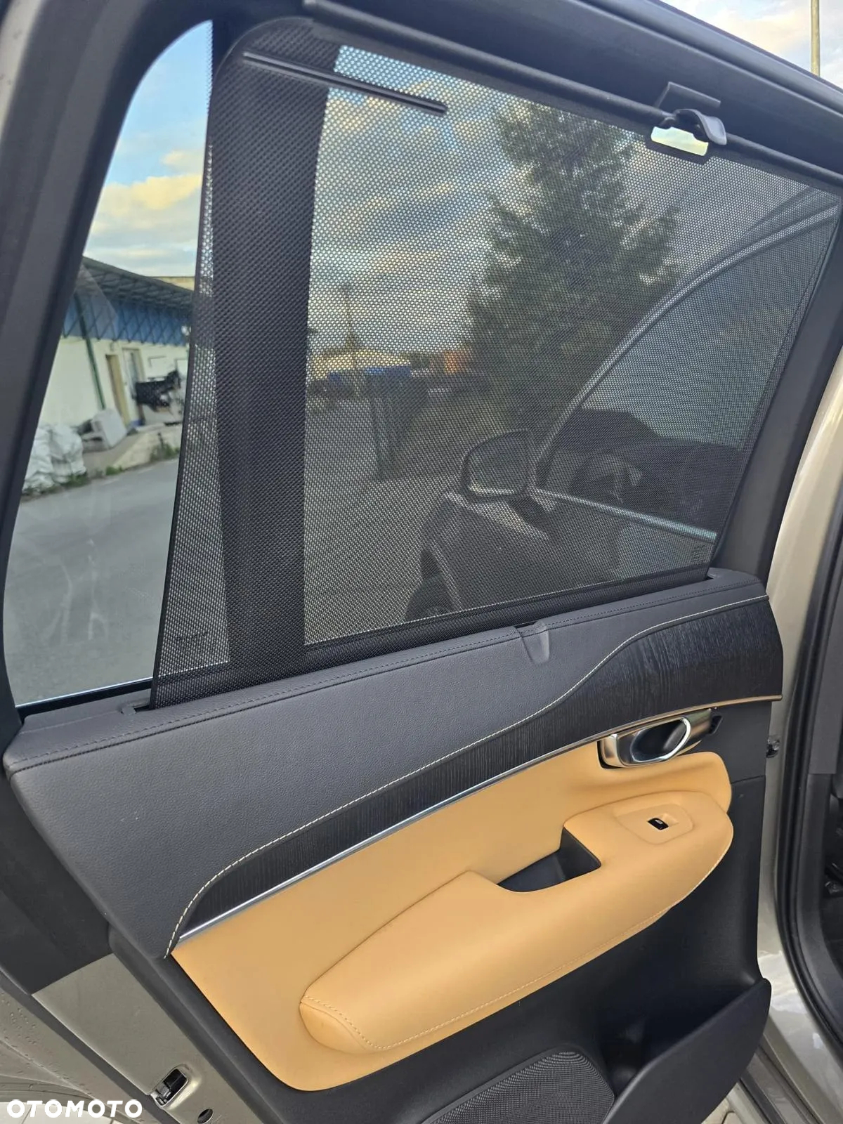 Volvo XC 90 - 7
