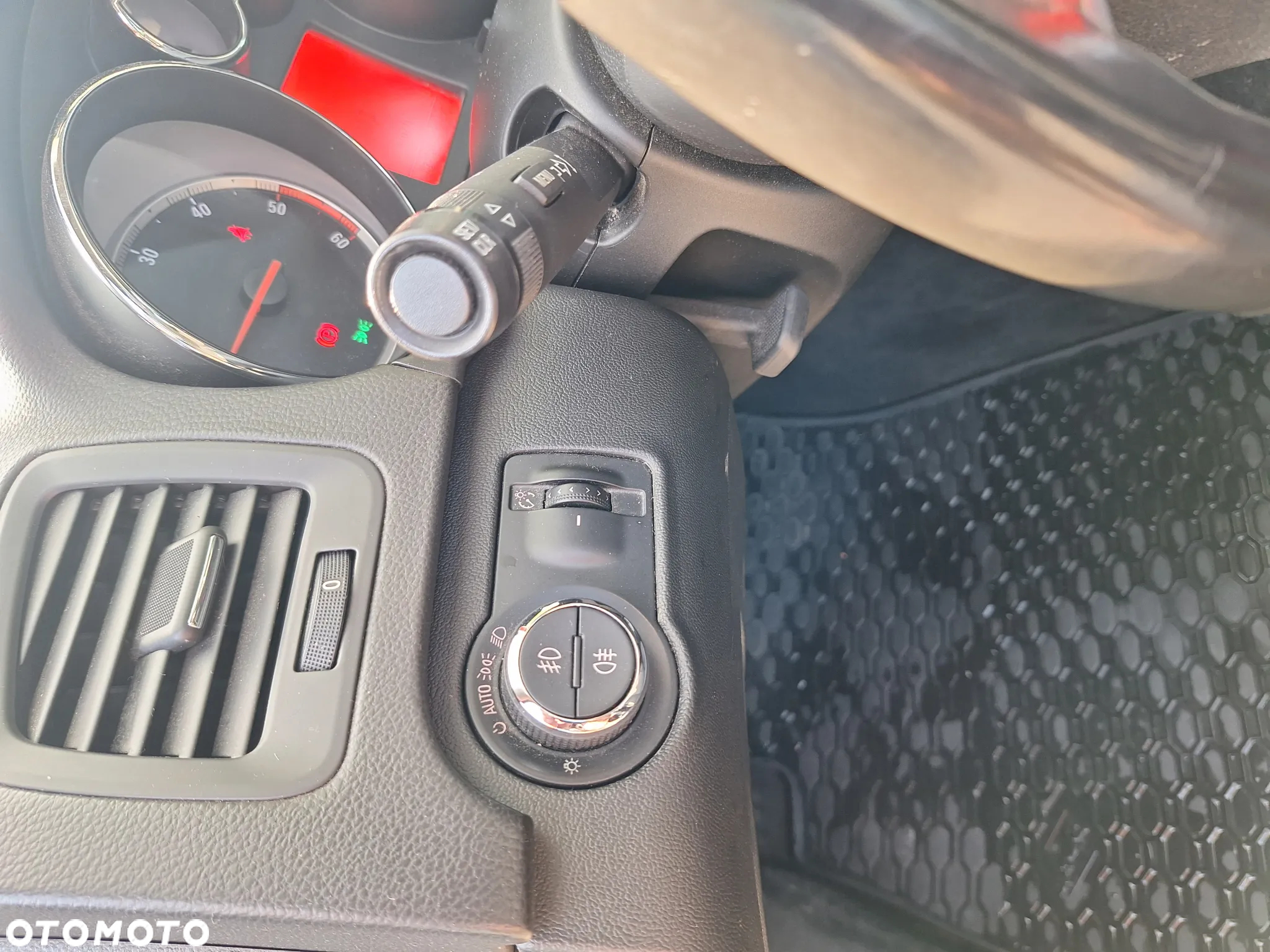 Opel Insignia 2.0 CDTI Cosmo - 19