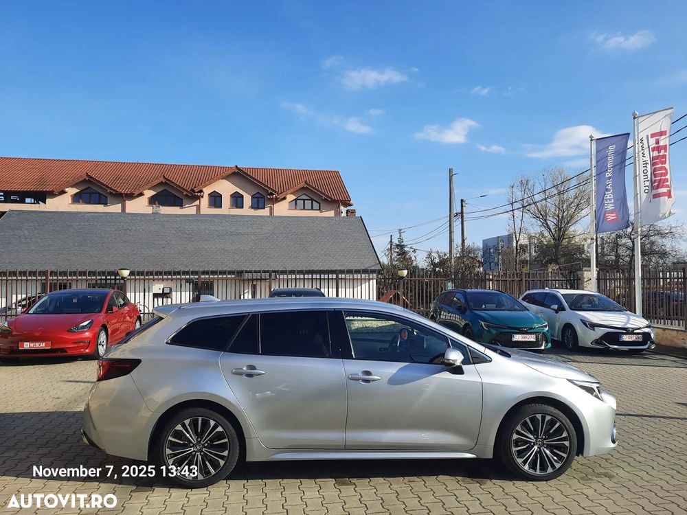 Toyota Corolla 2.0 HSD Exclusive - 6