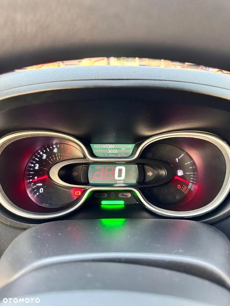 Renault TRAFIC - 12