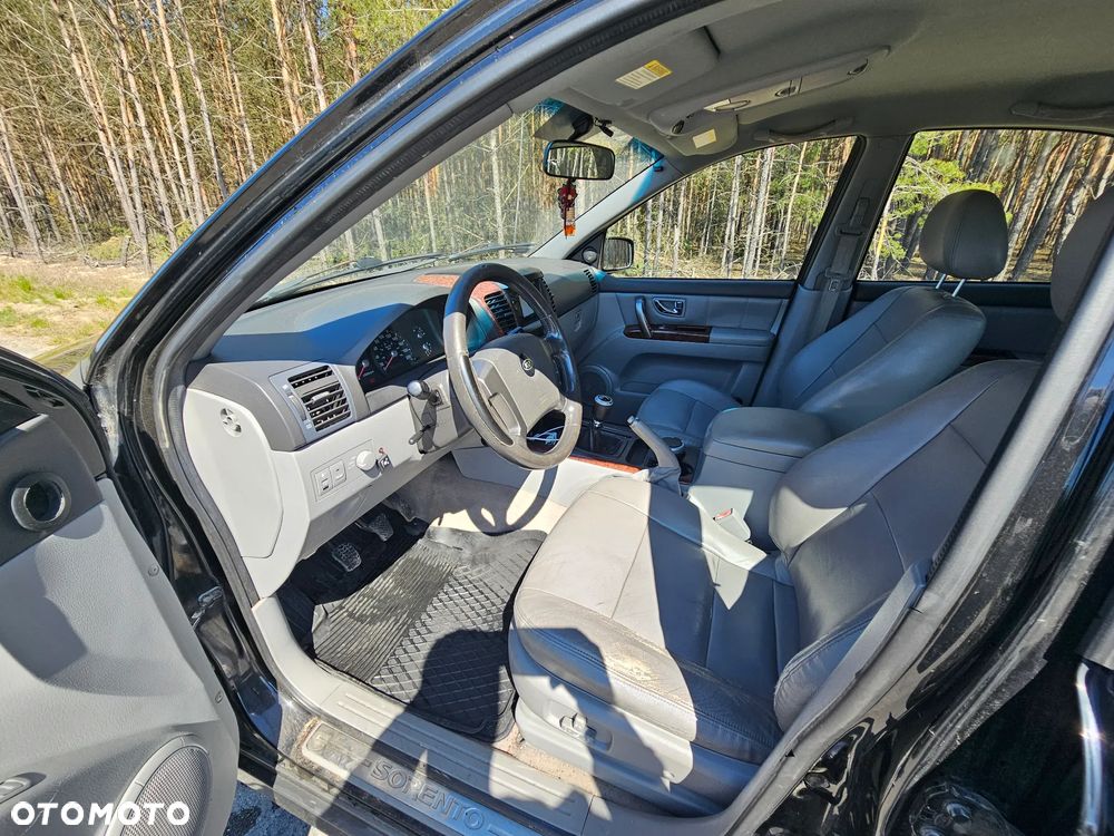 Kia Sorento - 8