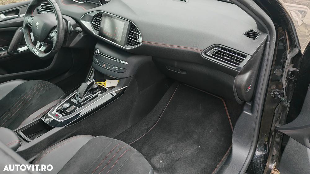 Peugeot 308 SW PureTech 225 GPF EAT8 Stop & Start GT - 27