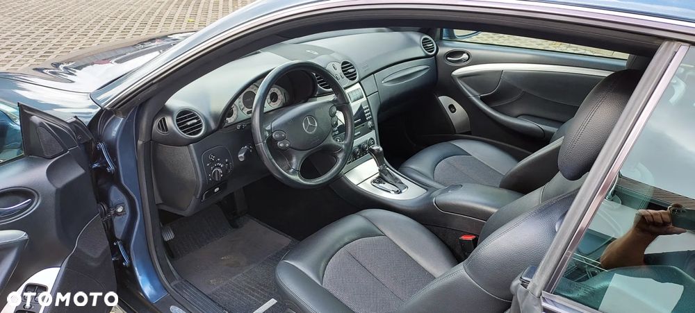 Mercedes-Benz CLK - 8