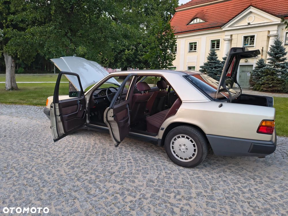 Mercedes-Benz W124 (1984-1993) - 9