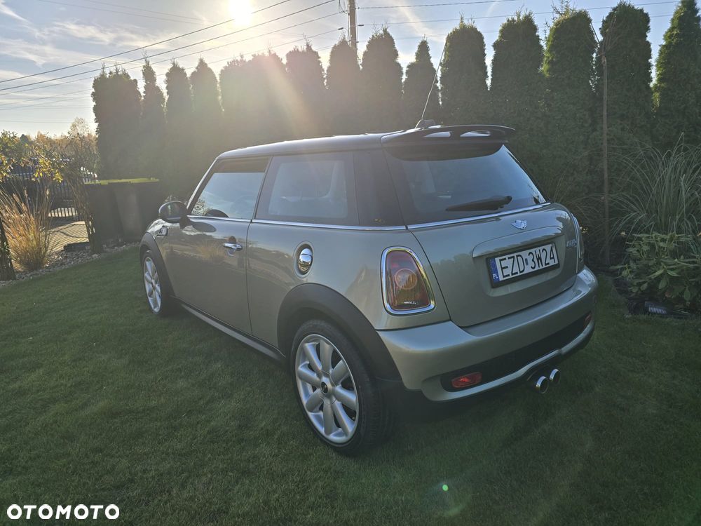 MINI Cooper S Standard - 16