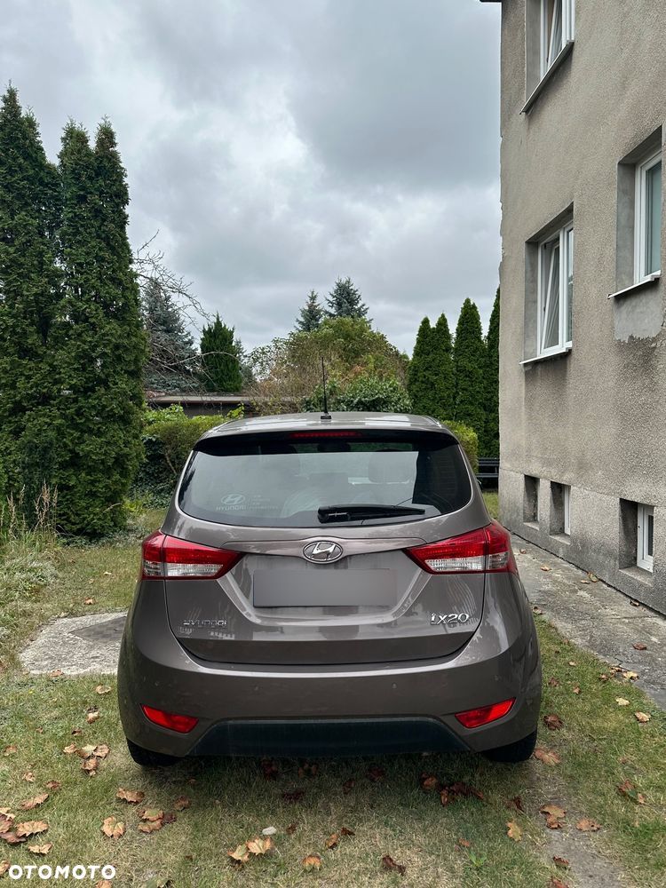 Hyundai ix20 1.6 Comfort - 4