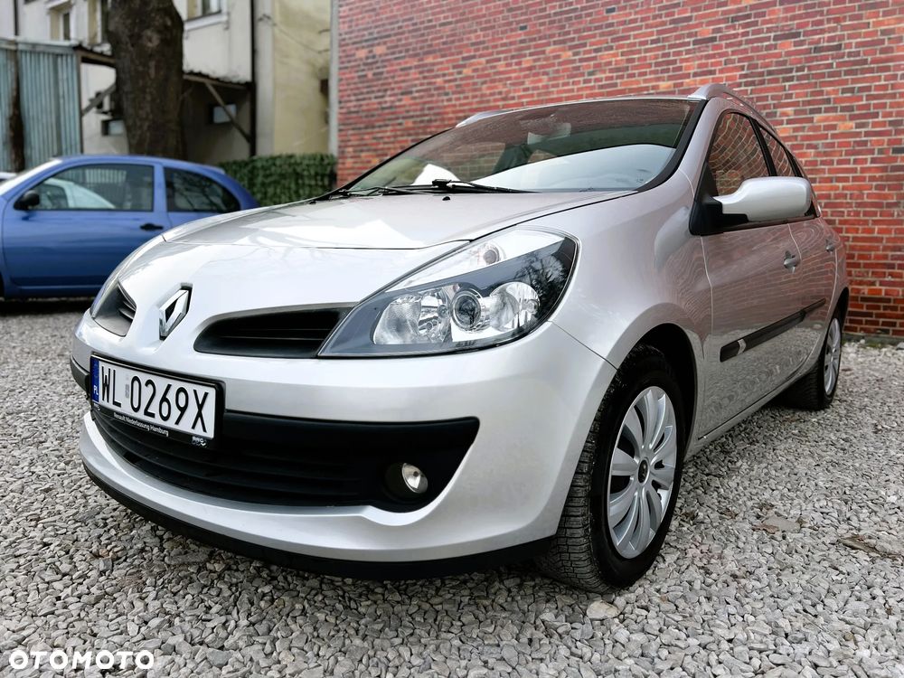 Renault Clio - 39