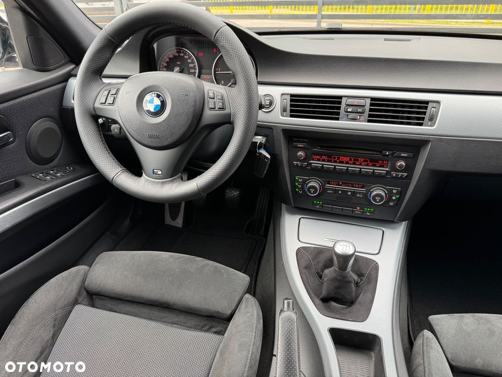 BMW Seria 3 318d M Sport EU6 - 9