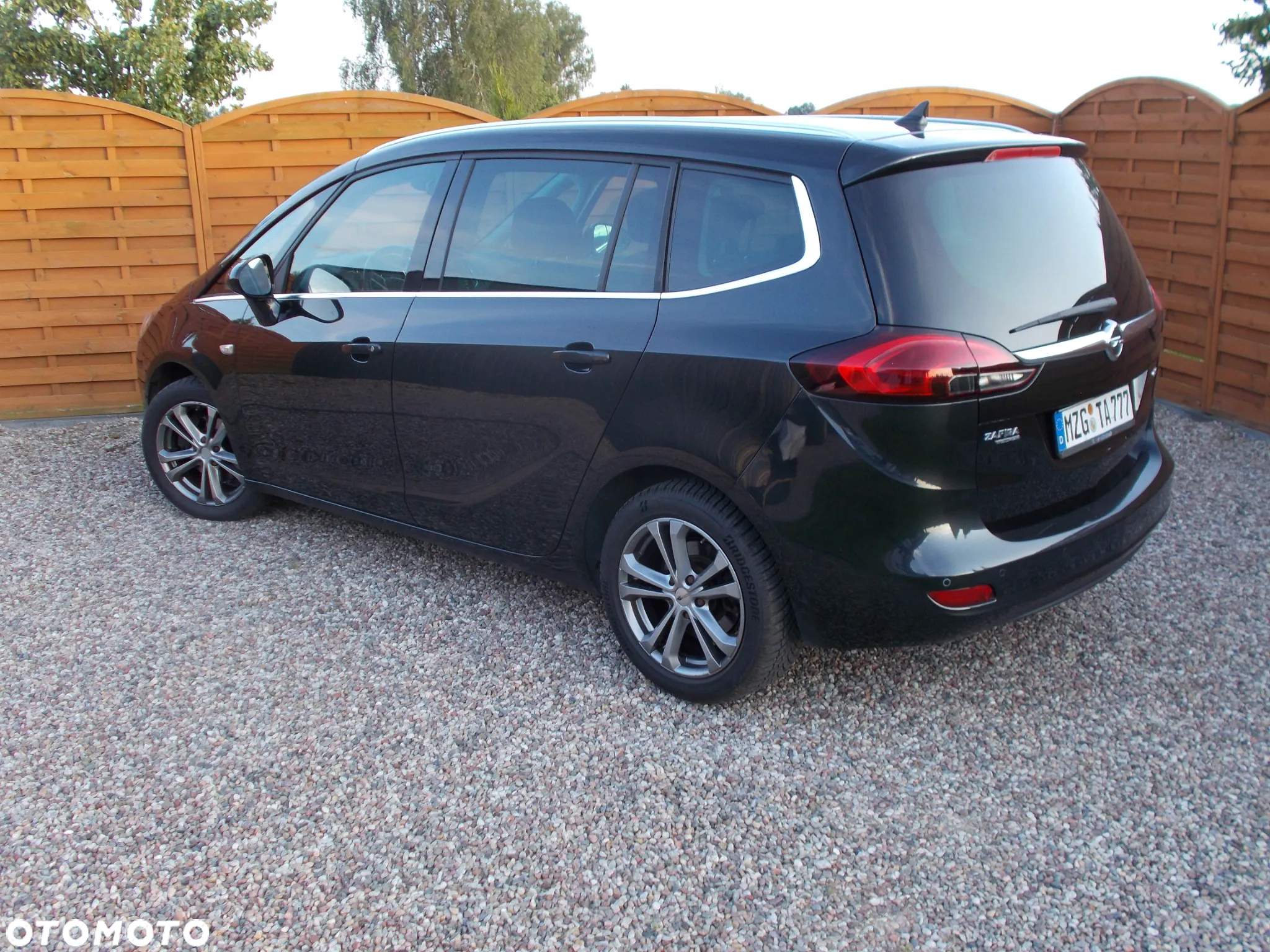 Opel Zafira 2.0 CDTI Cosmo - 4