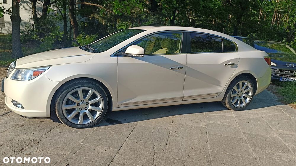 Buick Lacrosse - 20