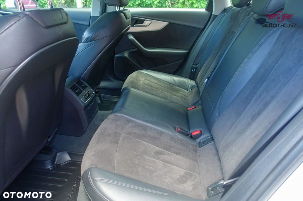 Audi A4 Limousine - 11