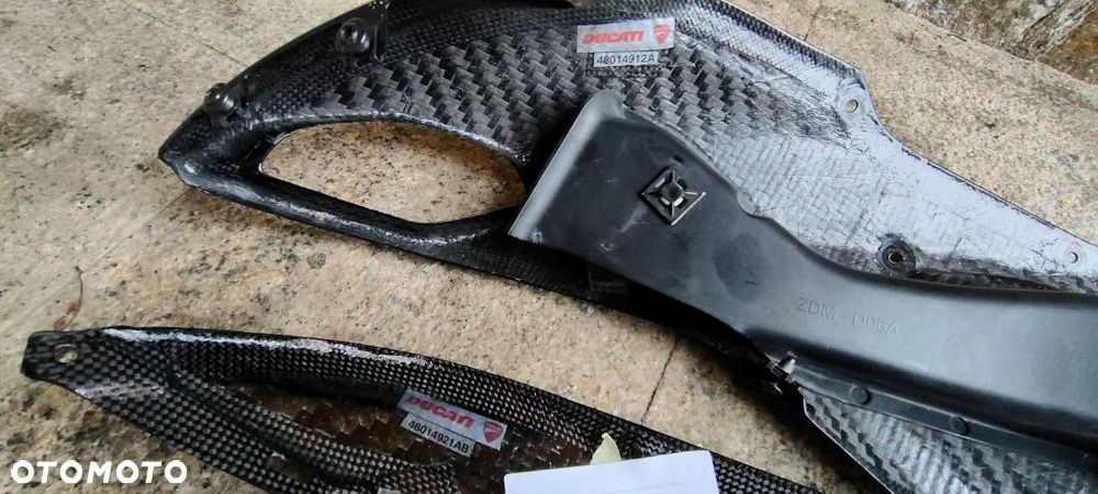 DUCATI MULTISTRADA 1200 Czasza Owiewka Dziub Wlot Carbon siedzenie - 7