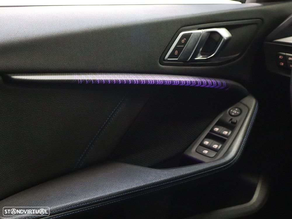 BMW 118 i Pack Desportivo M Auto - 9